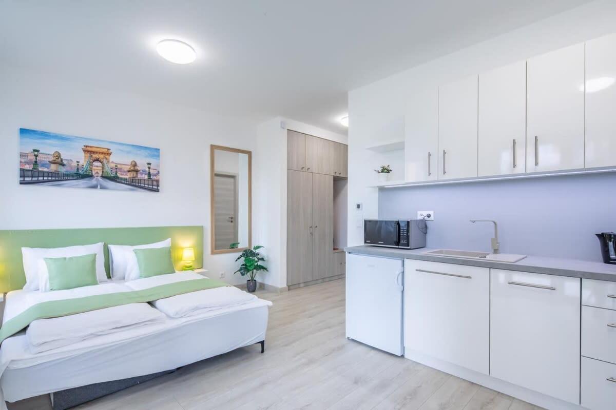 With Garden Terrace Apartmán Budapešť